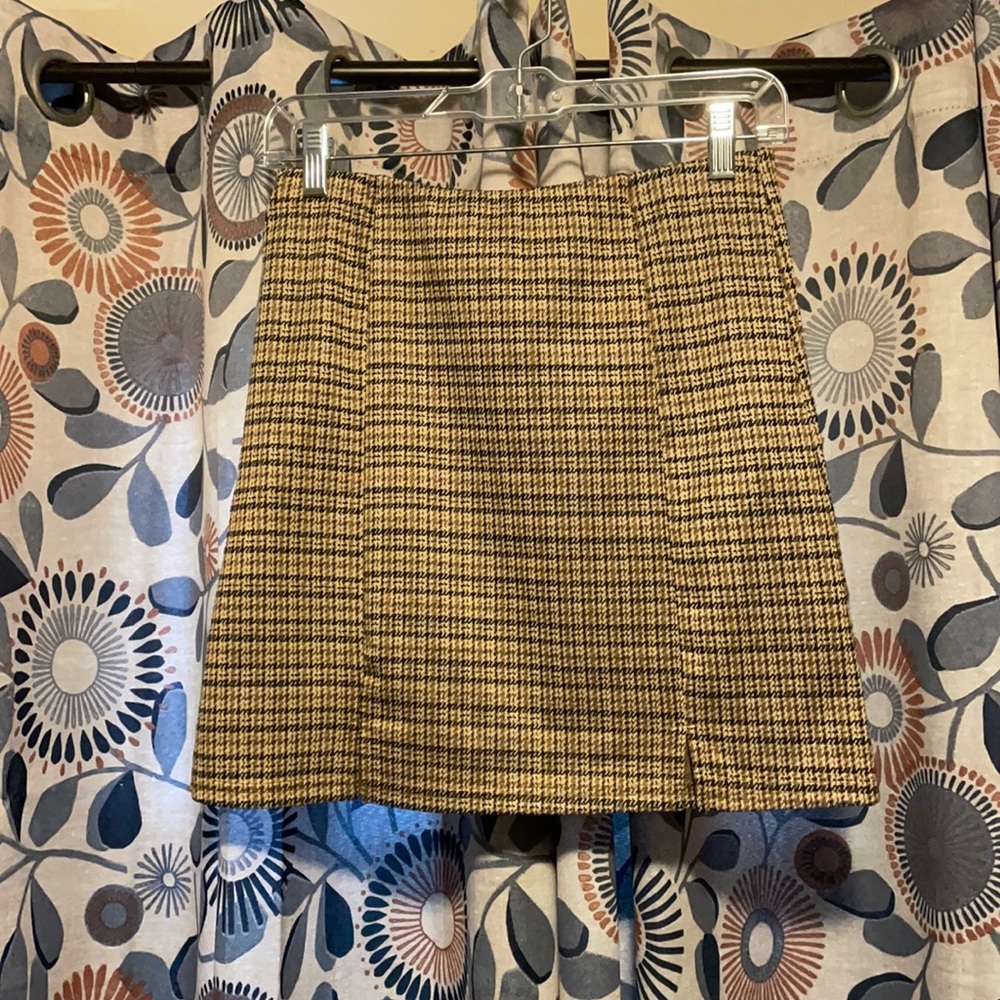 plaid mini skirt